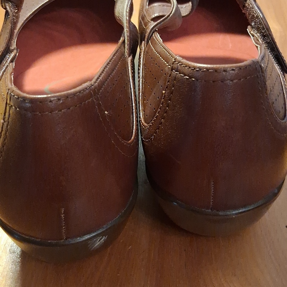 Dansko Maryjane Size 39 - Picture 4 of 10